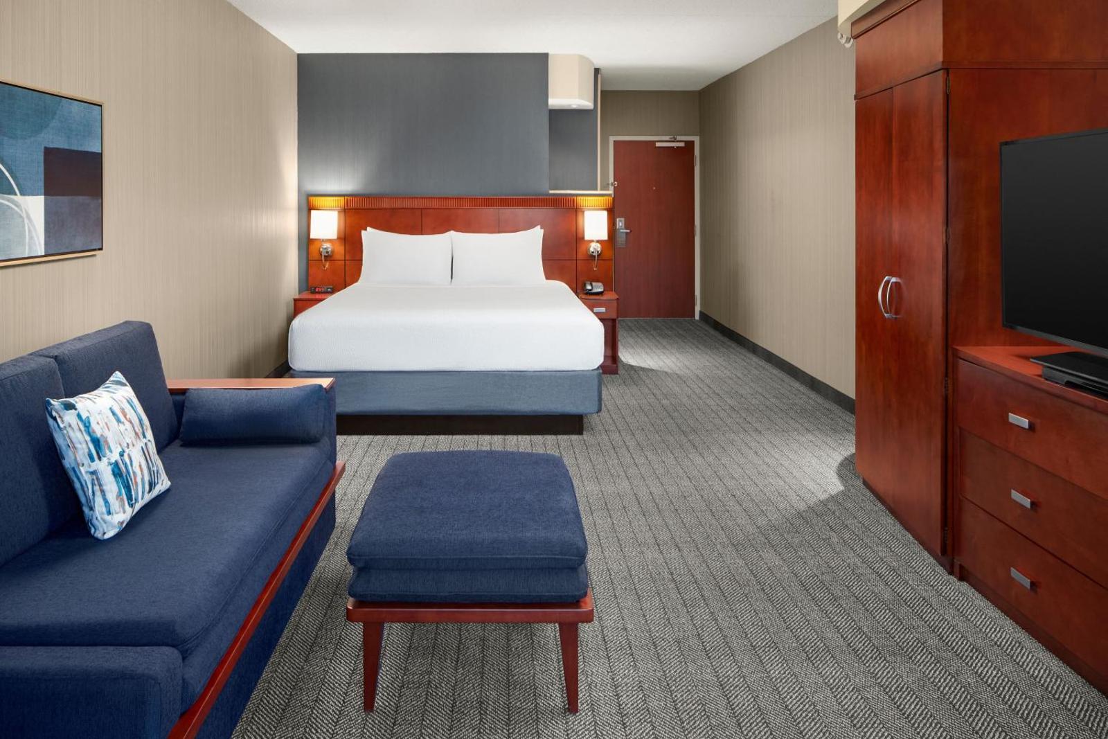Courtyard by Marriott Winchester Medical Center Main image 1